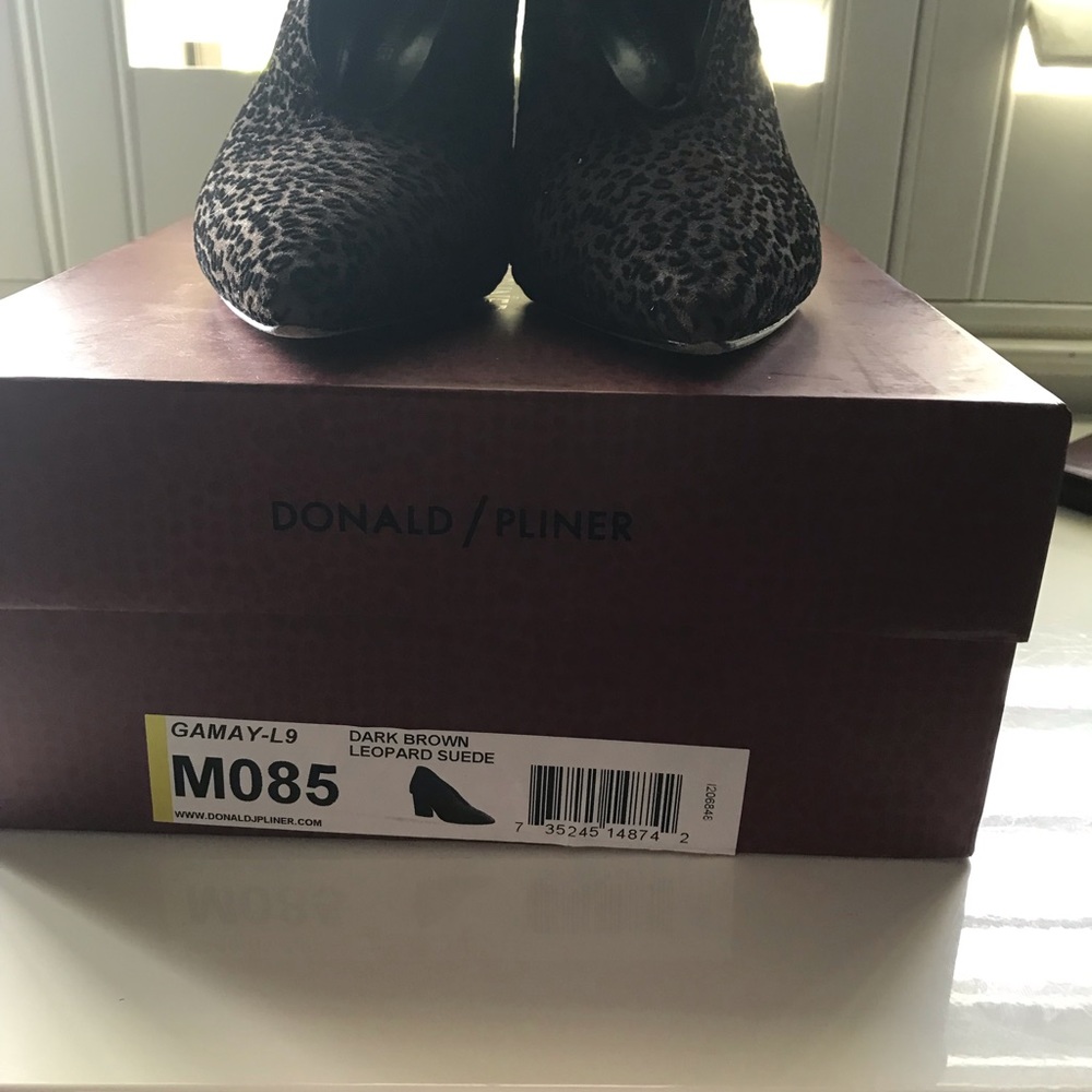 Shoes - Picture 6 of 6